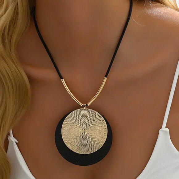 GOLD/BLACK DISC NECK CHAIN - Picture 1 of 3